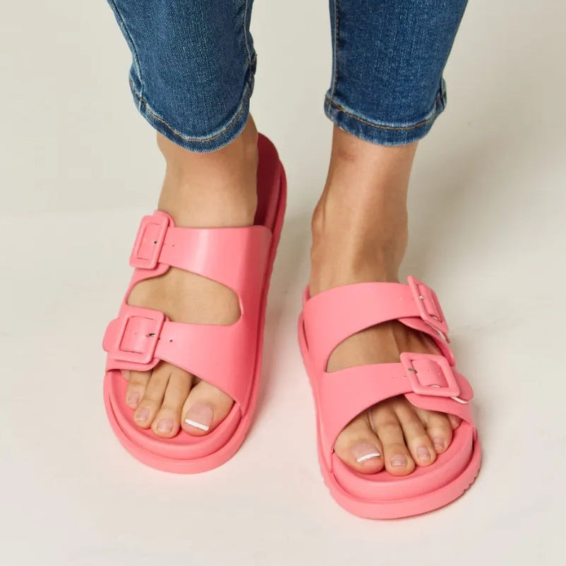 1135e5d3-2b7f-49df-9393-2d2f010c982b-Max