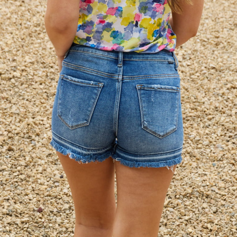 e2e70abc899d4dc1a57650f629d7f323-Max